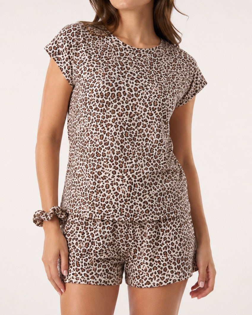 Tawny Hour · Set de Short · Café Animal Print