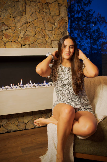 Gray Era · Set de Short · Gris Animal Print